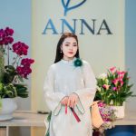 Áo Dài Truyền Thống Cổ Nguyệt – Màu Trắng Ngà Thanh Lịch | Anna